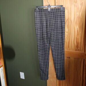 Black and White Checkered Leggings